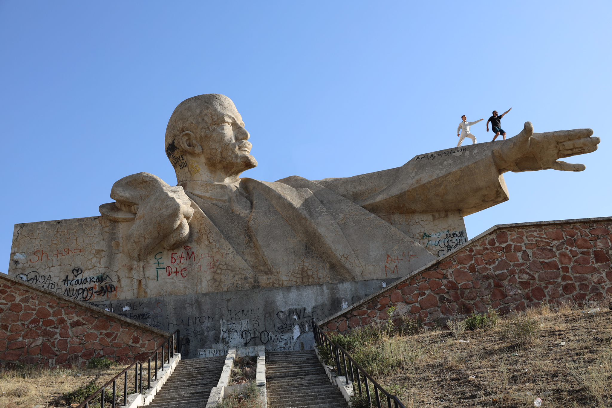 Największe betonowe popiersie Lenina na świecie